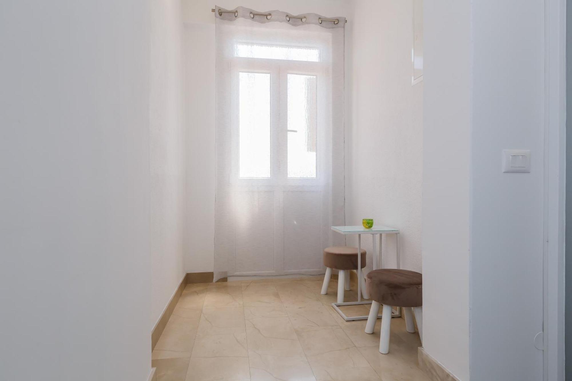 Apartmani Ujakovic Kaštela Kültér fotó