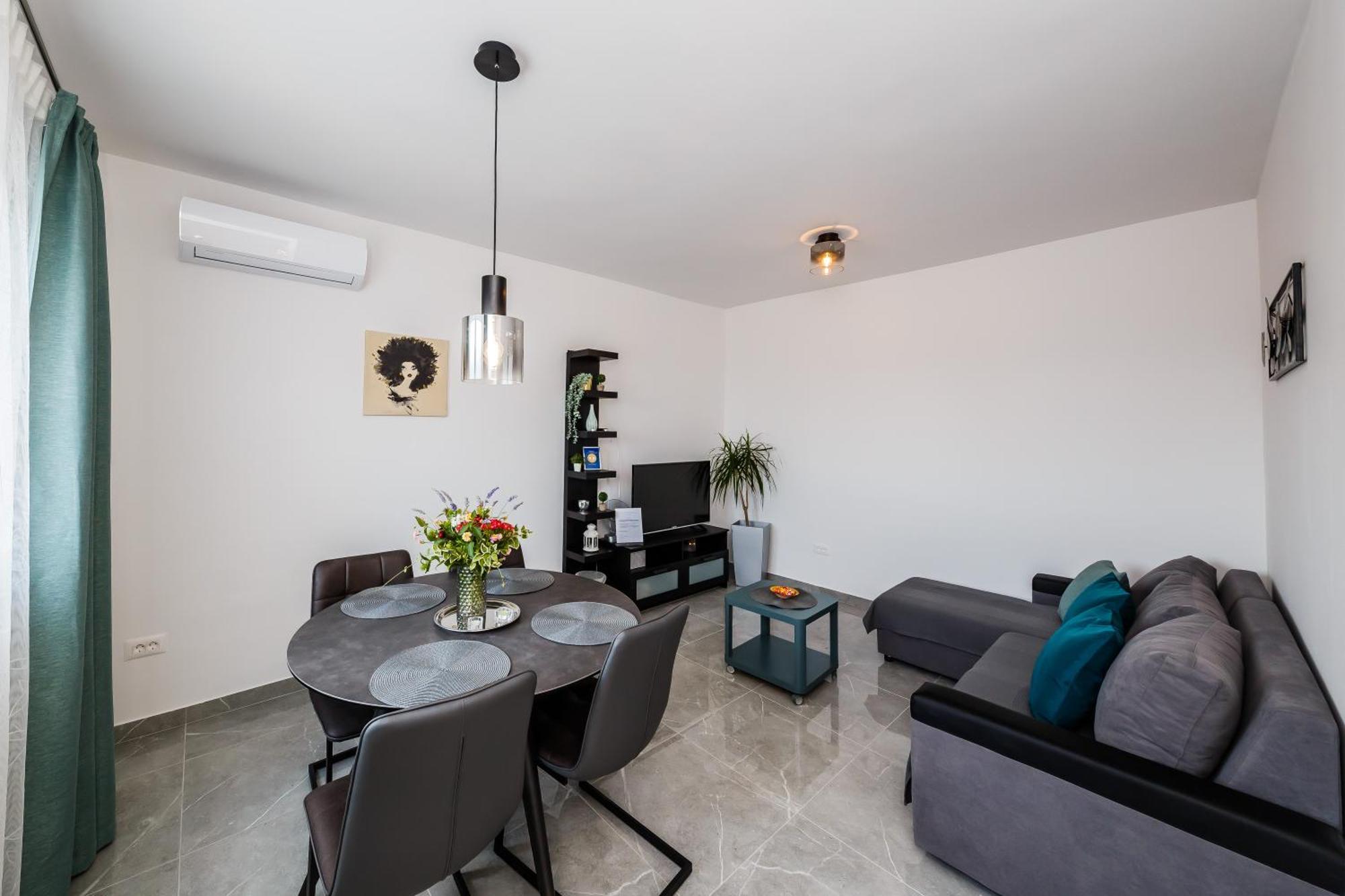 Apartmani Ujakovic Kaštela Kültér fotó