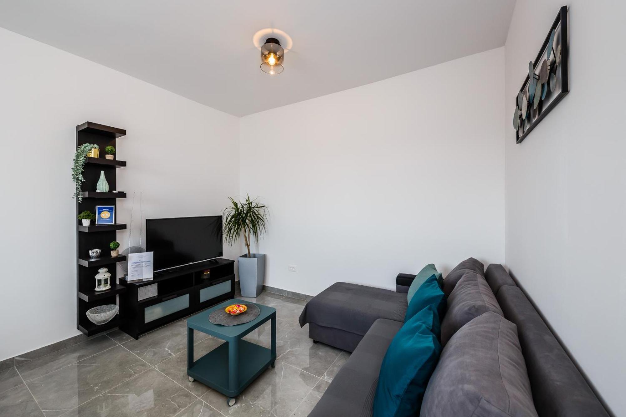 Apartmani Ujakovic Kaštela Kültér fotó