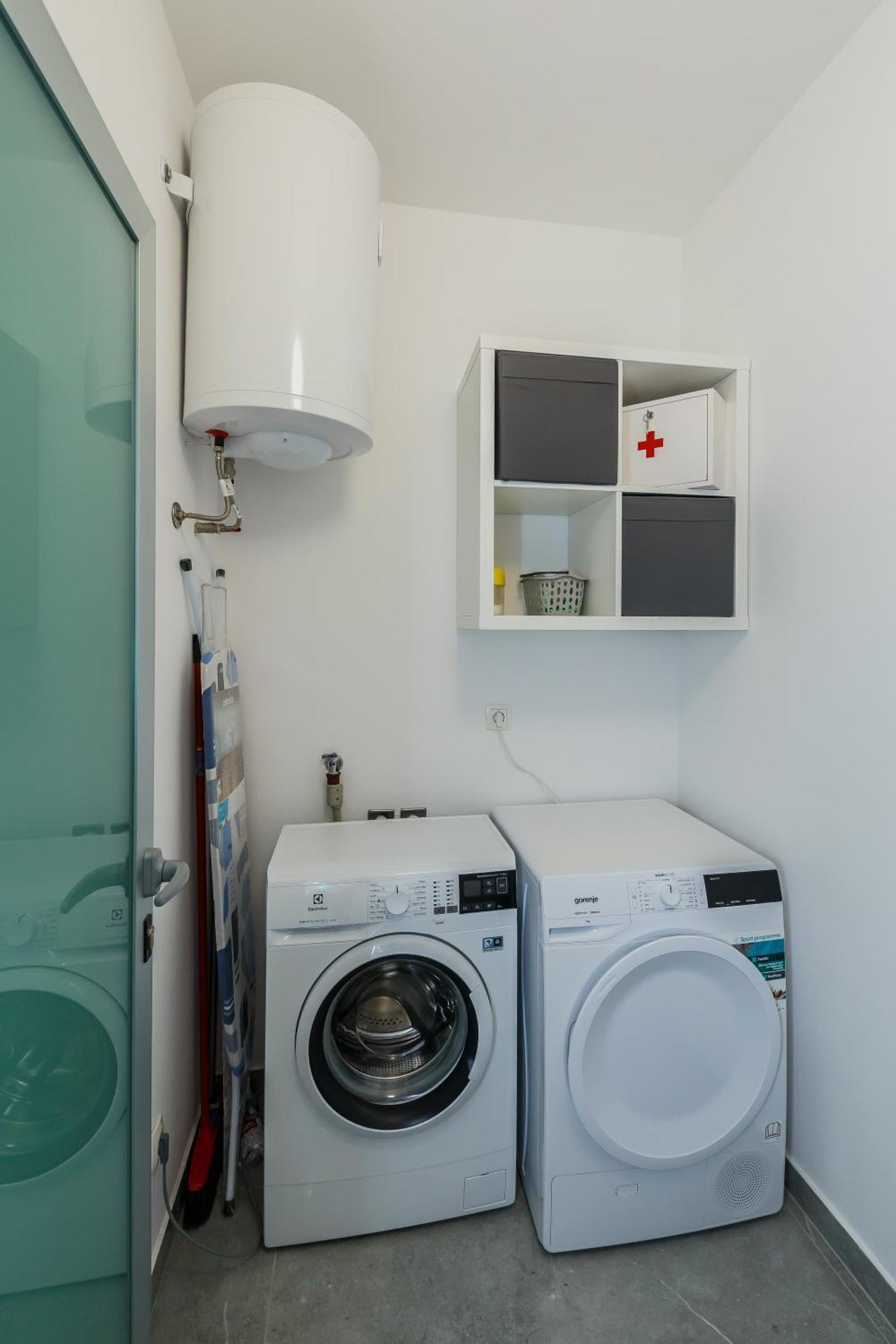 Apartmani Ujakovic Kaštela Kültér fotó