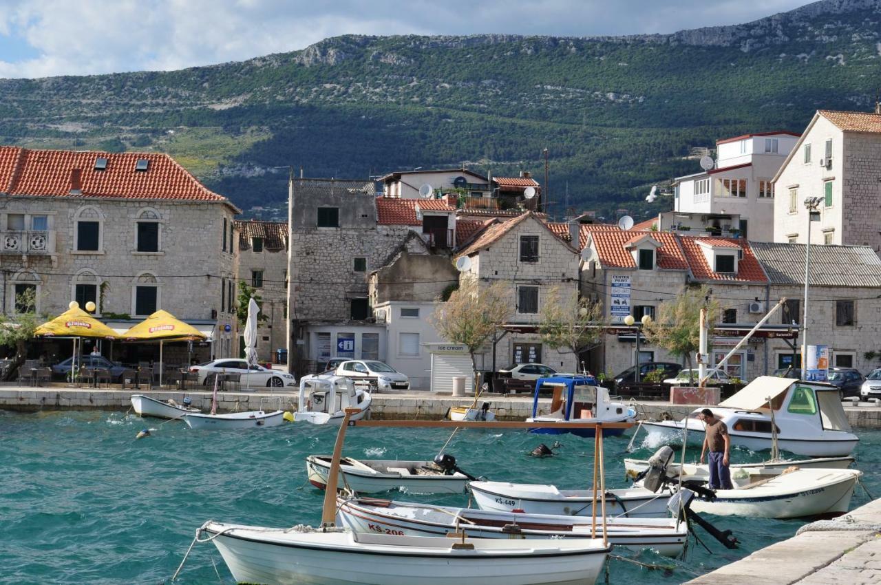 Apartmani Ujakovic Kaštela Kültér fotó